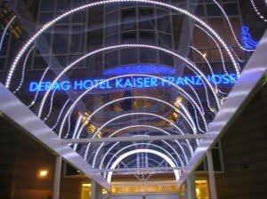 led_strip_smd505030leds_installationapplication_maxbluelighting